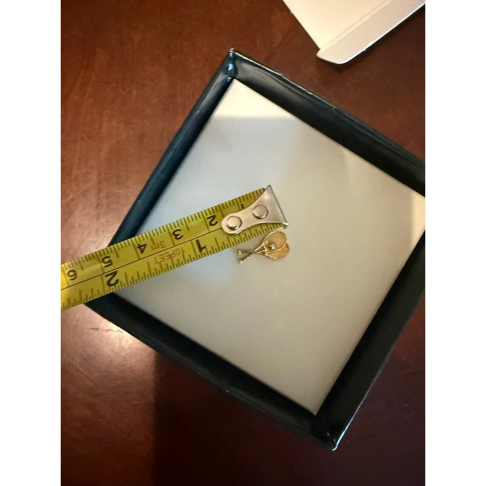 gold 10k not market‎ Vintage doble Tennis Racket Tie Tac Lapel Pin Sports